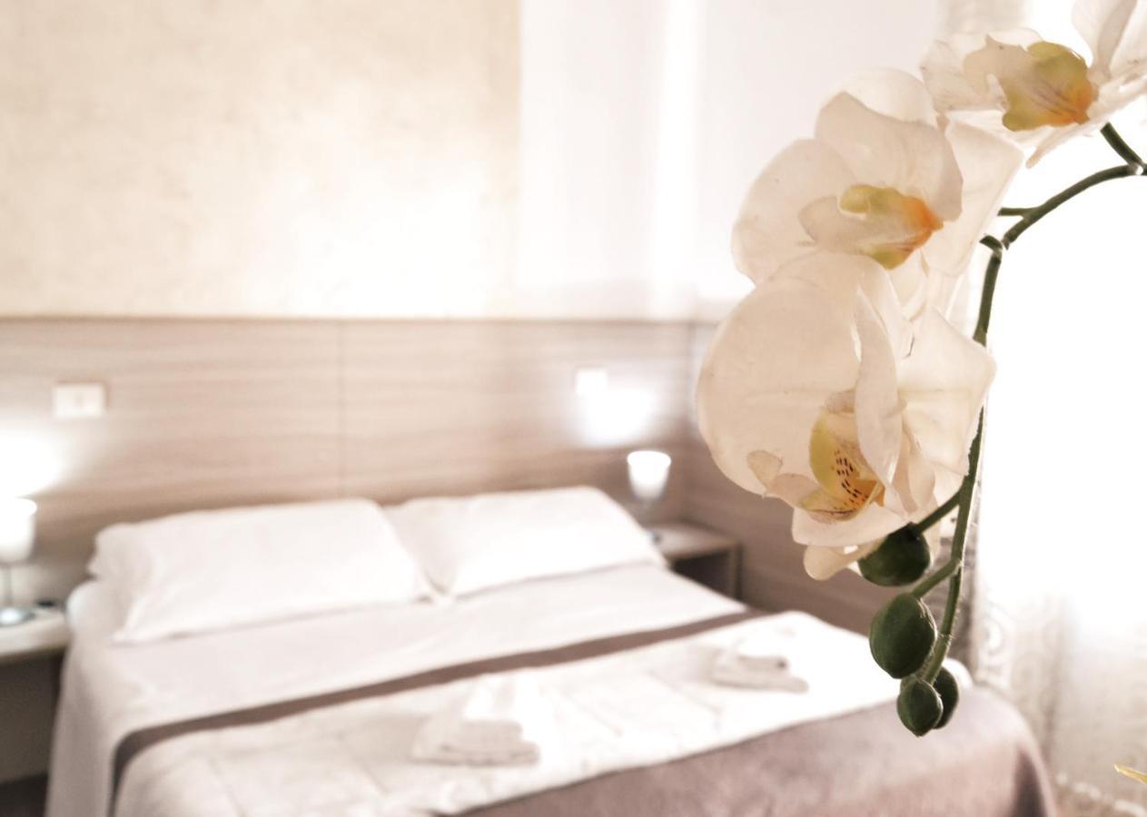 Hotel Colombo Napoli Dış mekan fotoğraf